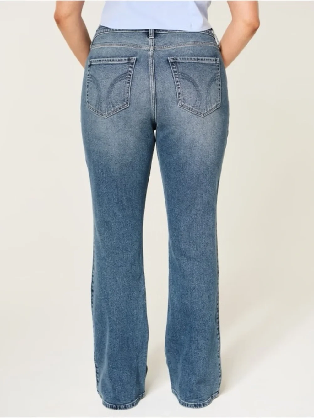 Hollister Curvy High-Rise Dark Wash Bootcut‎ Jeans